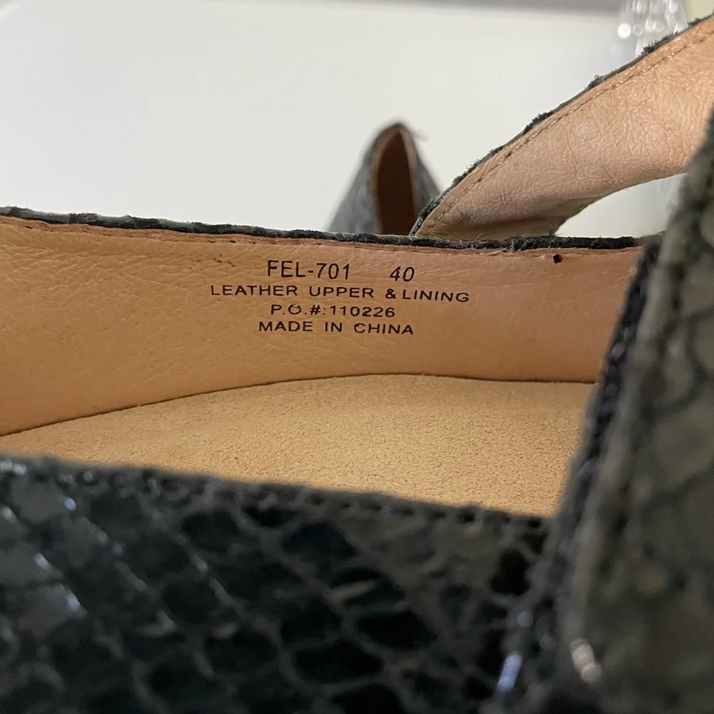 ALEGRÍA “Feliz” Black Mary Jane Shoes- Snake Embossed - Picture 6 of 10